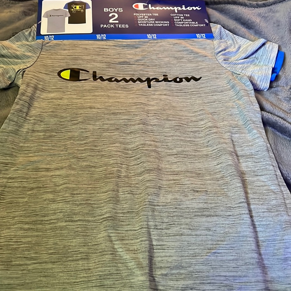 Boys 2 pack Champion Tshirts Size 10/12.  1 Polyester Tee 1 Cotton Tee